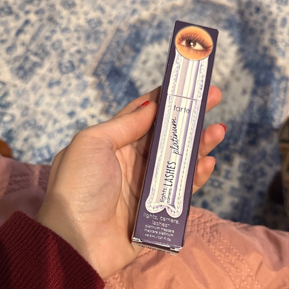 Tarte Platinum Mascara Lights, Camera, Lashes - Picture 3 of 3